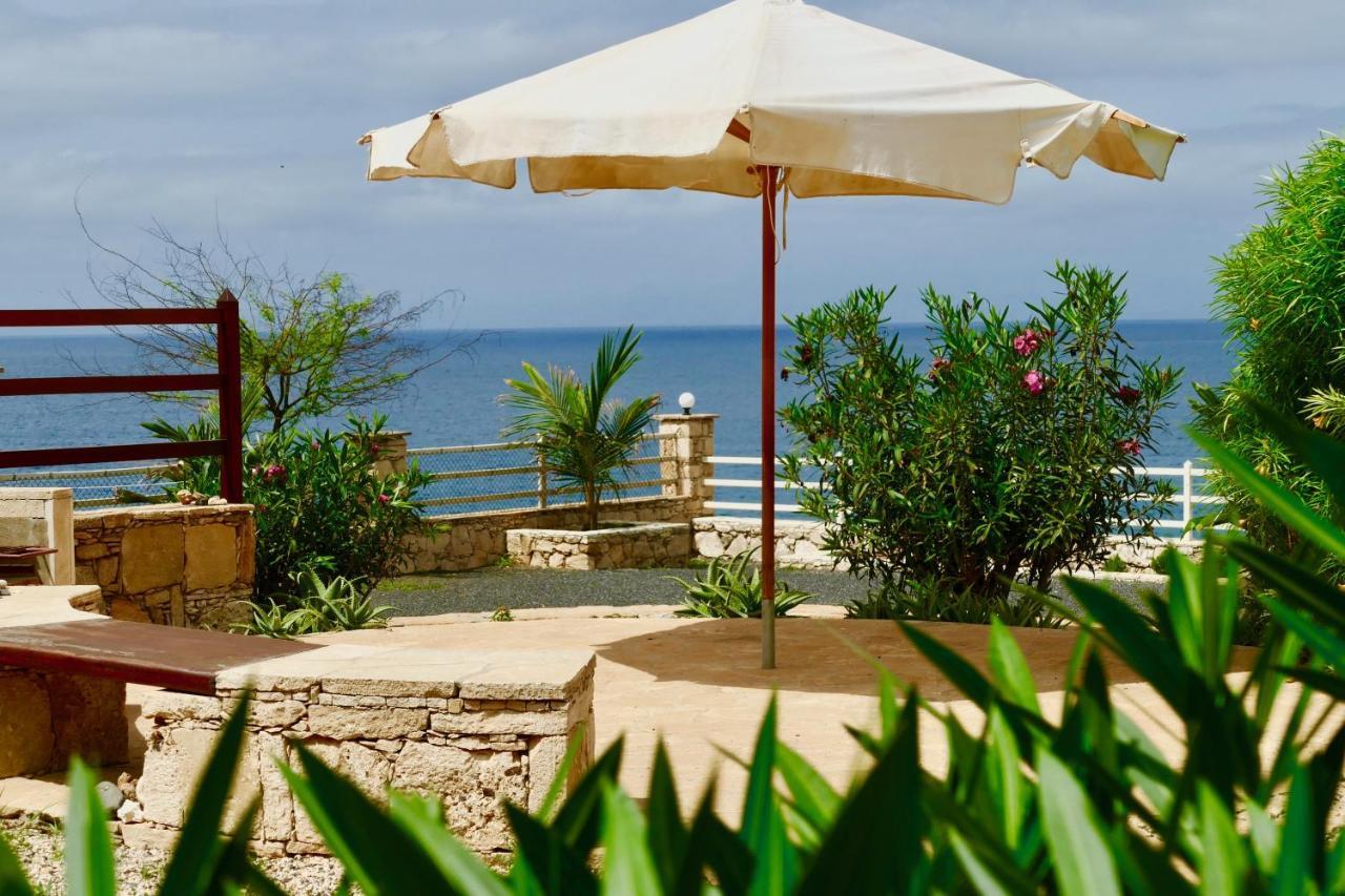 Villa Casita Solemar Direkt Am Atlantik Calheta Esterno foto